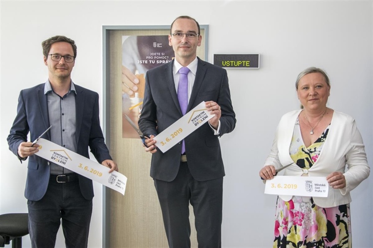 Praha 10 otevřela Kontaktní centrum bydlení