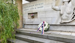 Zástupci Desítky si připomněli Pražské povstání u Husova...