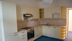 Na Desítce je 14 nových obecních bytů, financoval je pražský...